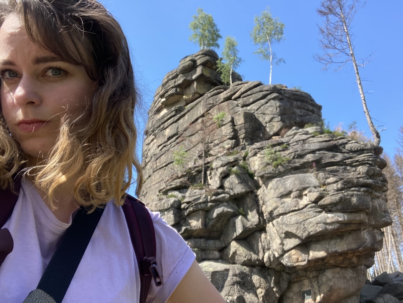 Carolin Bierenbrodt am Schierker Feuerstein im Harz (Foto: Carolin Bierenbrodt)